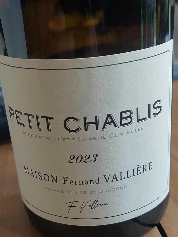 Petit Chablis Maison Fernand Vallière 0,75 l Akcija v trgovini E.Leclerc