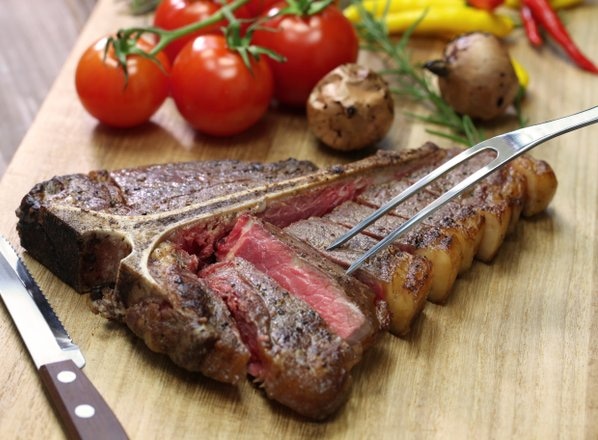 Žar legende Svež T-bone steak pribl. 950 g