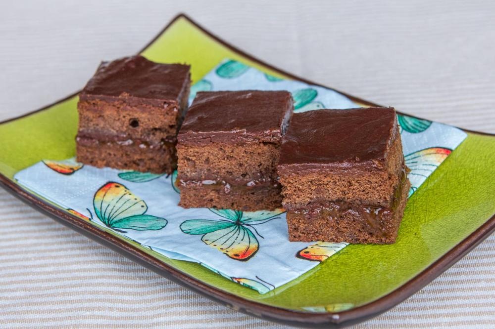 SACHER REZINA za kos