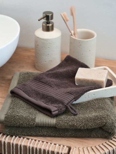 Brisača KARLSTAD 15x20 cm