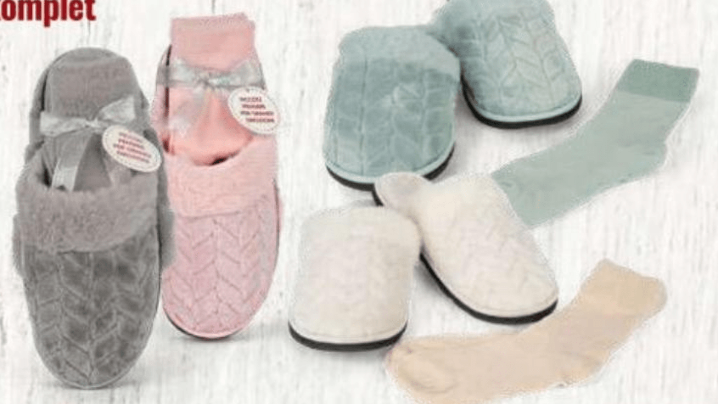 Komplet ženskih copat z mehkimi nogavicami za komplet