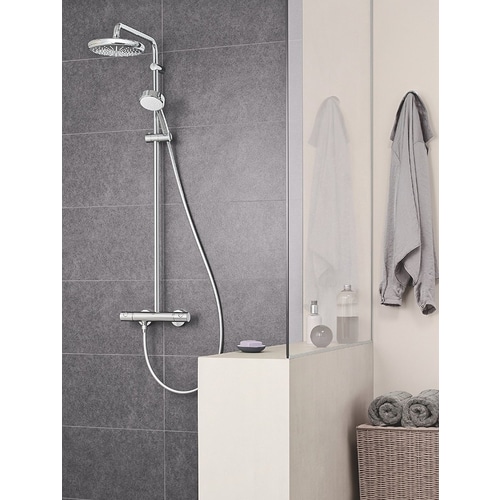 Pršni set z nadglavno prho Grohe Tempesta Cosmopolitan System 210