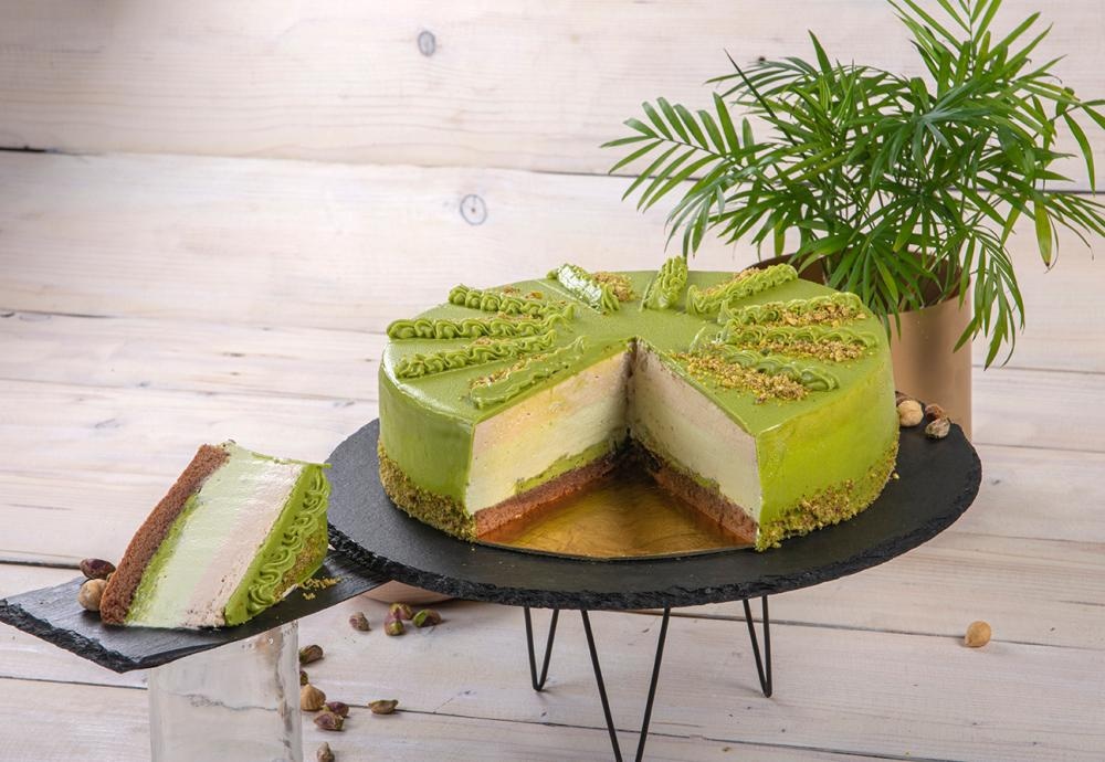 Rezina torte Lešnik-Pistacija