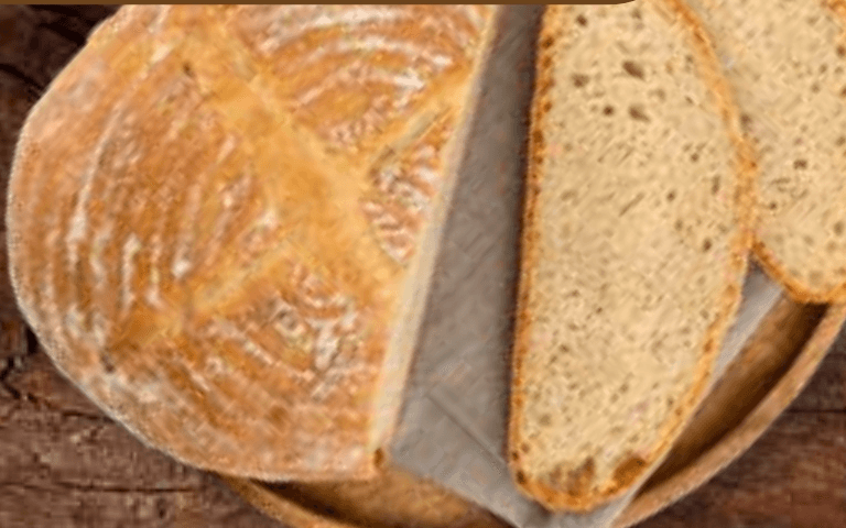 Črni hlebček 500 g - Akcija v trgovini Spar