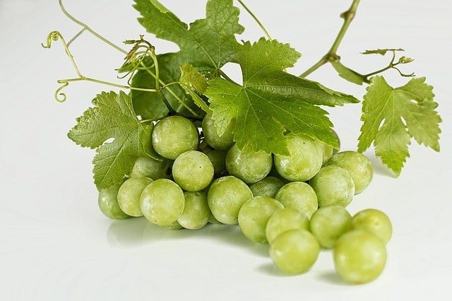 Belo grozdje 1 kg