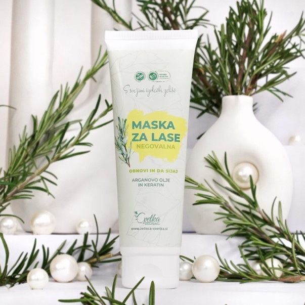 Cvetka Maska za lase