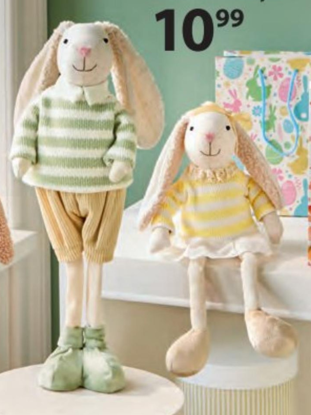 Dekorativni zajec - Akcija v trgovini NKD