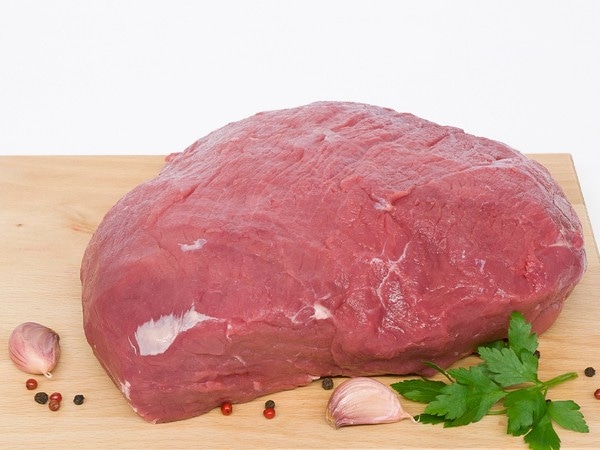 Telečje stegno 1 kg