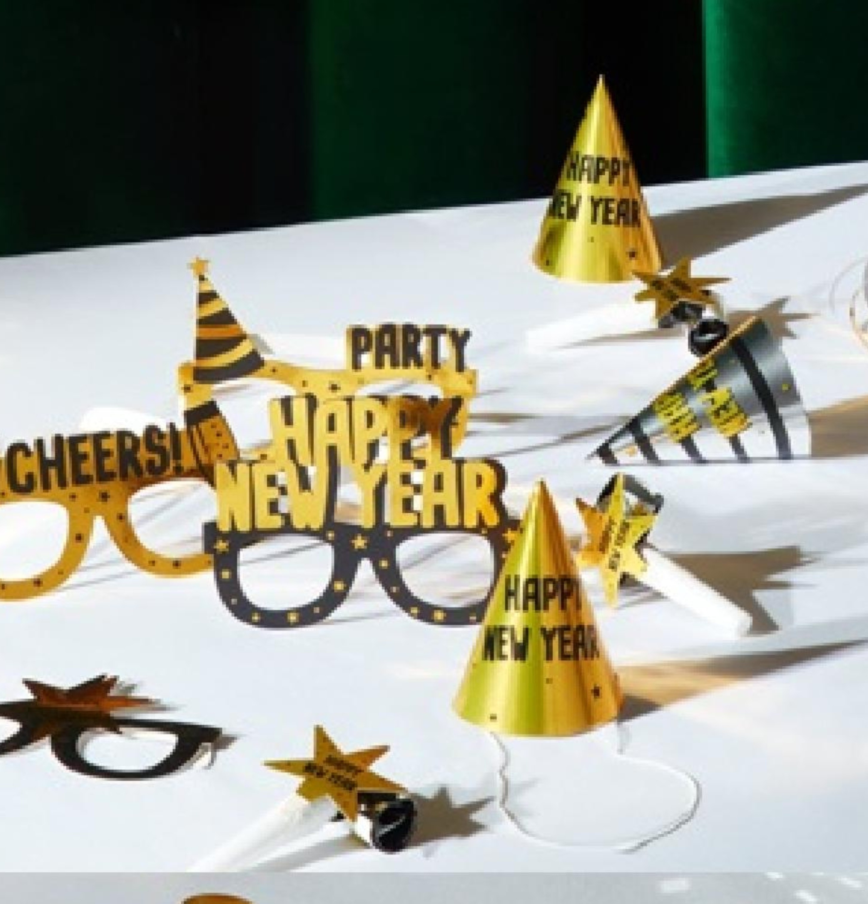 Komplet novoletnih okraskov 24 kosov