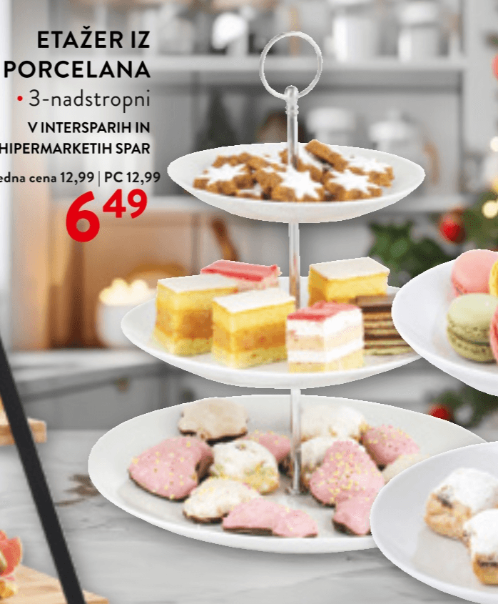 Etažer iz porcelana