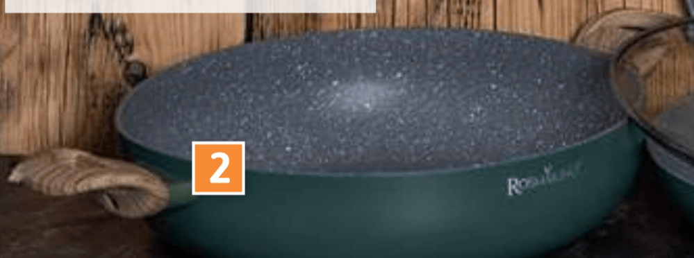 Ponev z dvema ročajema