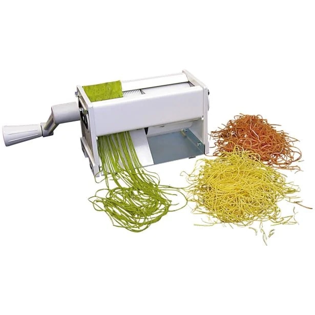 Pocajt Strojček za rezance - Akcija v trgovini Spar