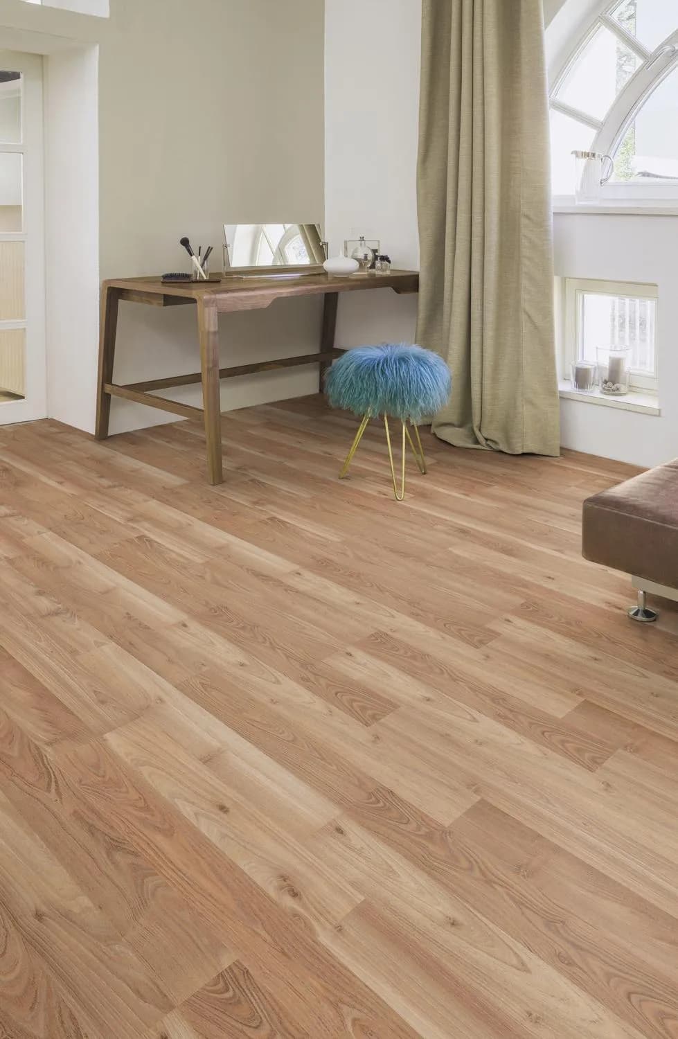 Laminat Comfort Royal Elm 2,135 m² Akcija v trgovini Obi