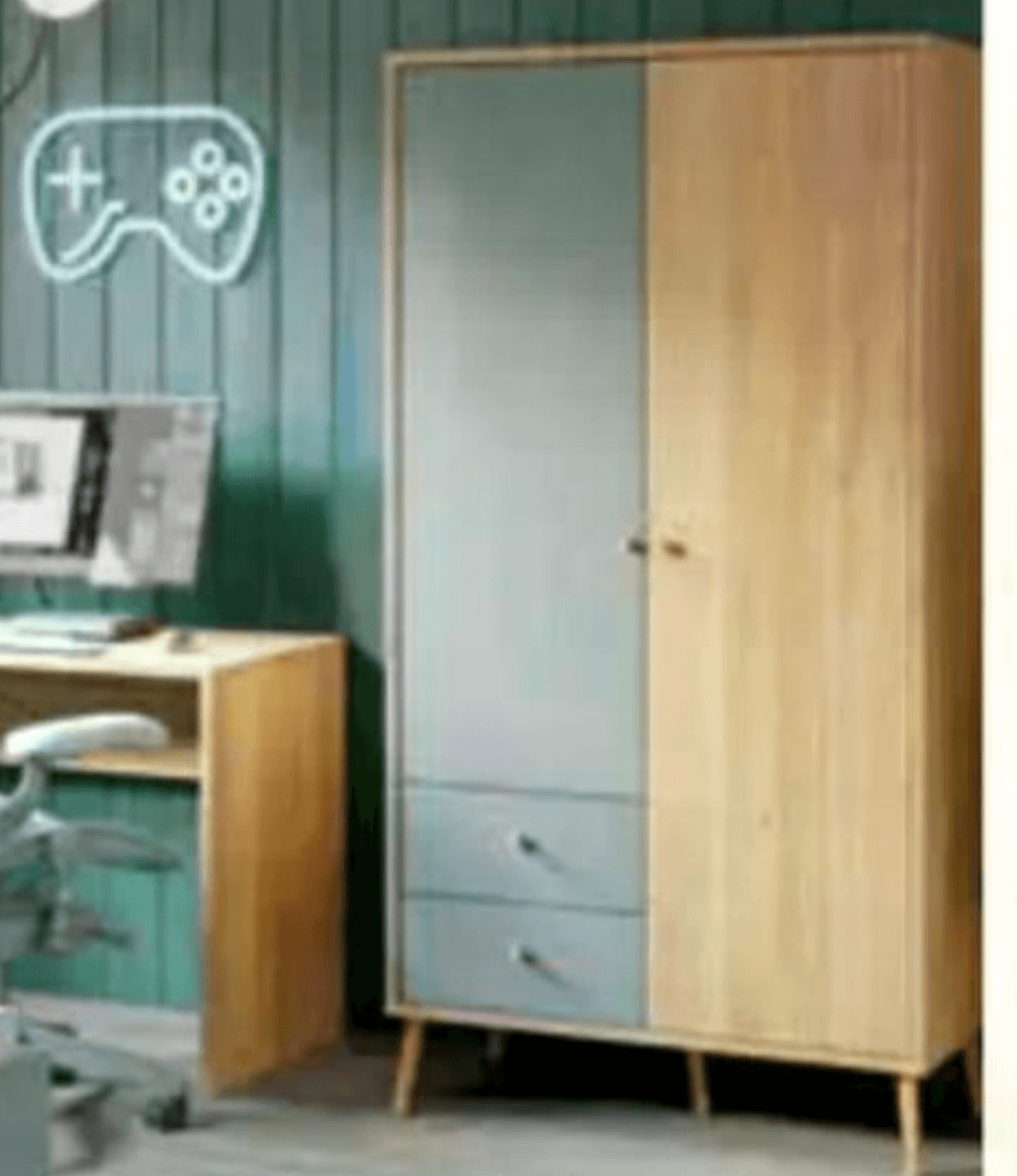 Omara Mavuella - Akcija v trgovini Dipo