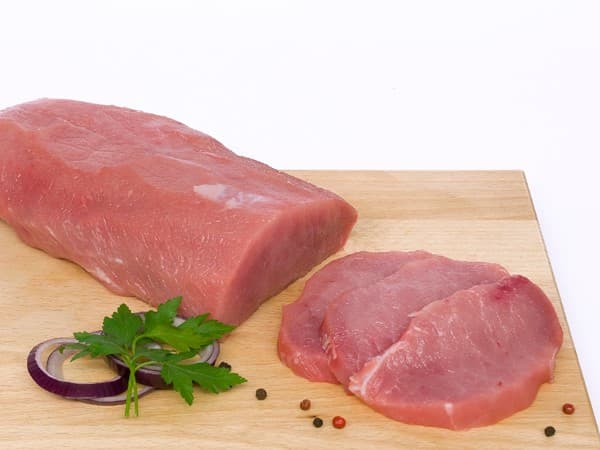 SVEŽE MESO Svež svinjski hrbet v kosu pribl. 3,2 kg Akcija v trgovini Lidl