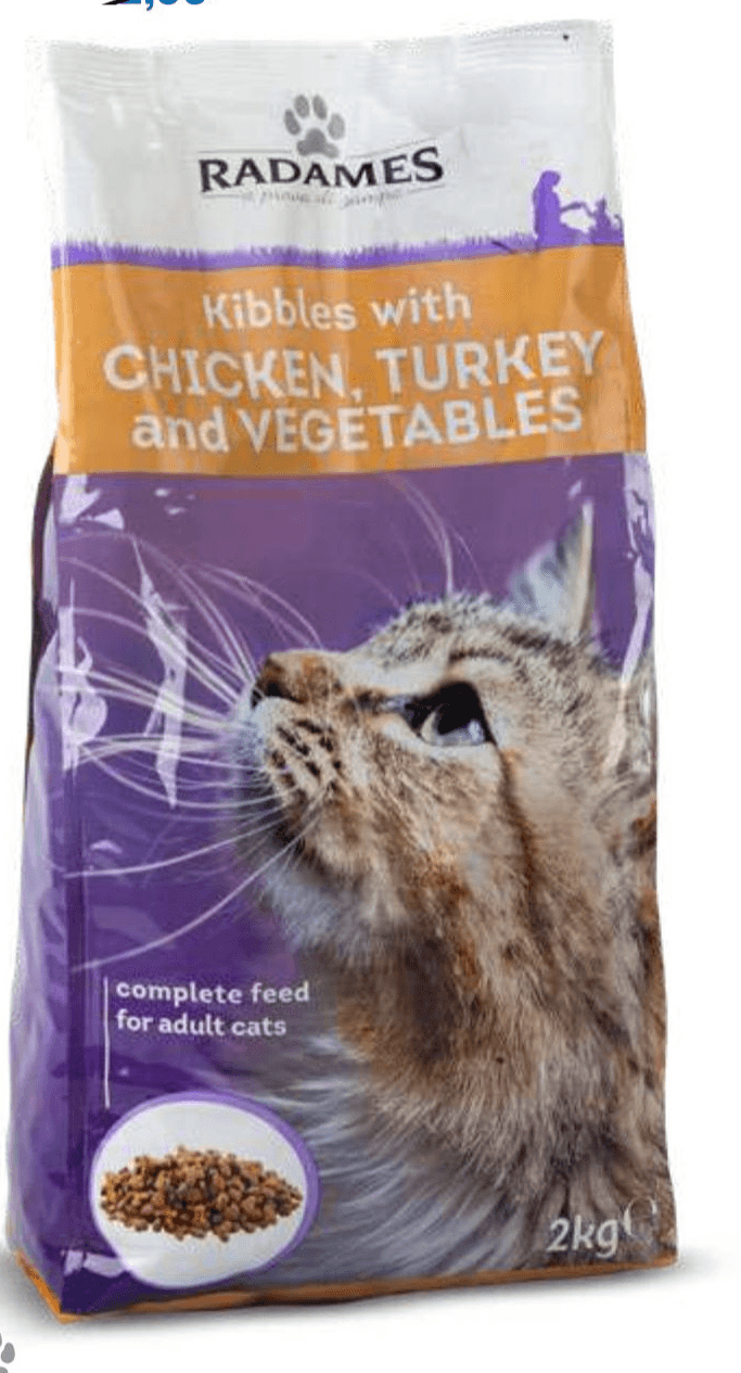 Briketi za mačke s piščancem, puranom in zelenjavo 2 kg Radames - Akcija v trgovini Eurospin