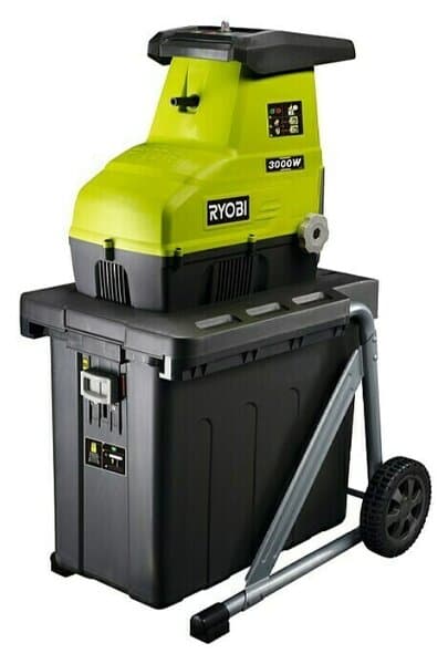 Električni drobilnik vej RSH3045U 3 kW, 4.500 vrt./min, maks. debelina veje 45 mm Ryobi Akcija v trgovini Bauhaus