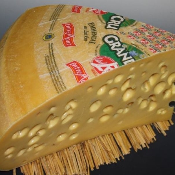 Sir Emmental Grand Cru 1 kg Akcija v trgovini E.Leclerc