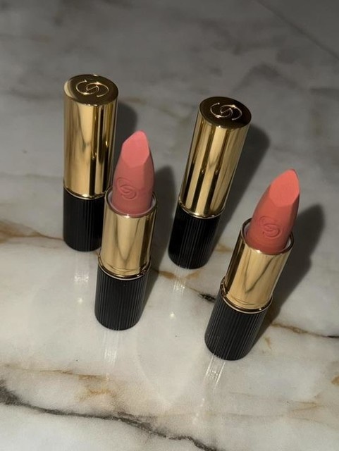 Giordani Gold Iconic Satin šminka Silky Nude 3.8 g - Akcija v trgovini Oriflame