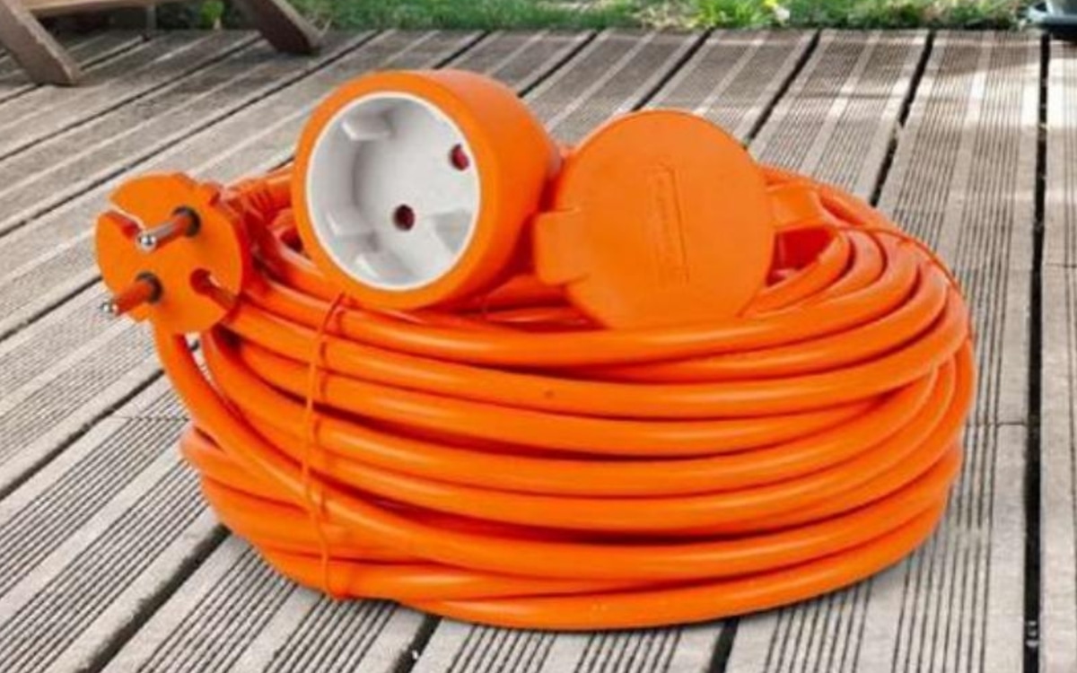 Vrtni podaljšek 15 M - Akcija v trgovini Eurospin