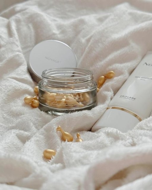 Novage+ intenzivno hranilne oljne kapsule 30 kosov Oriflame - Akcija v trgovini Oriflame