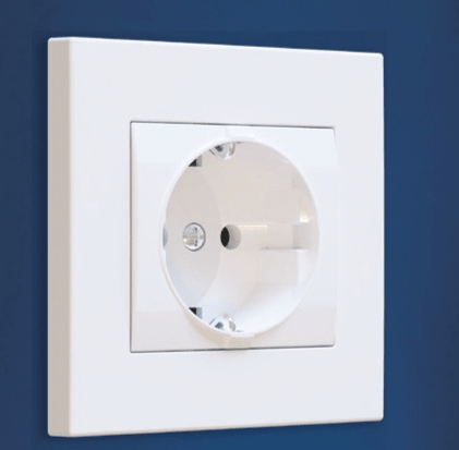 Vtičnica Uno - Akcija v trgovini Merkur