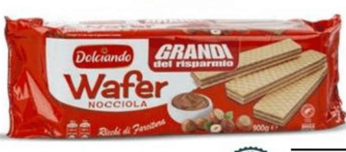 Napolitanke z leŔnikovo kremo 900 g Dolciando - Akcija v trgovini Eurospin