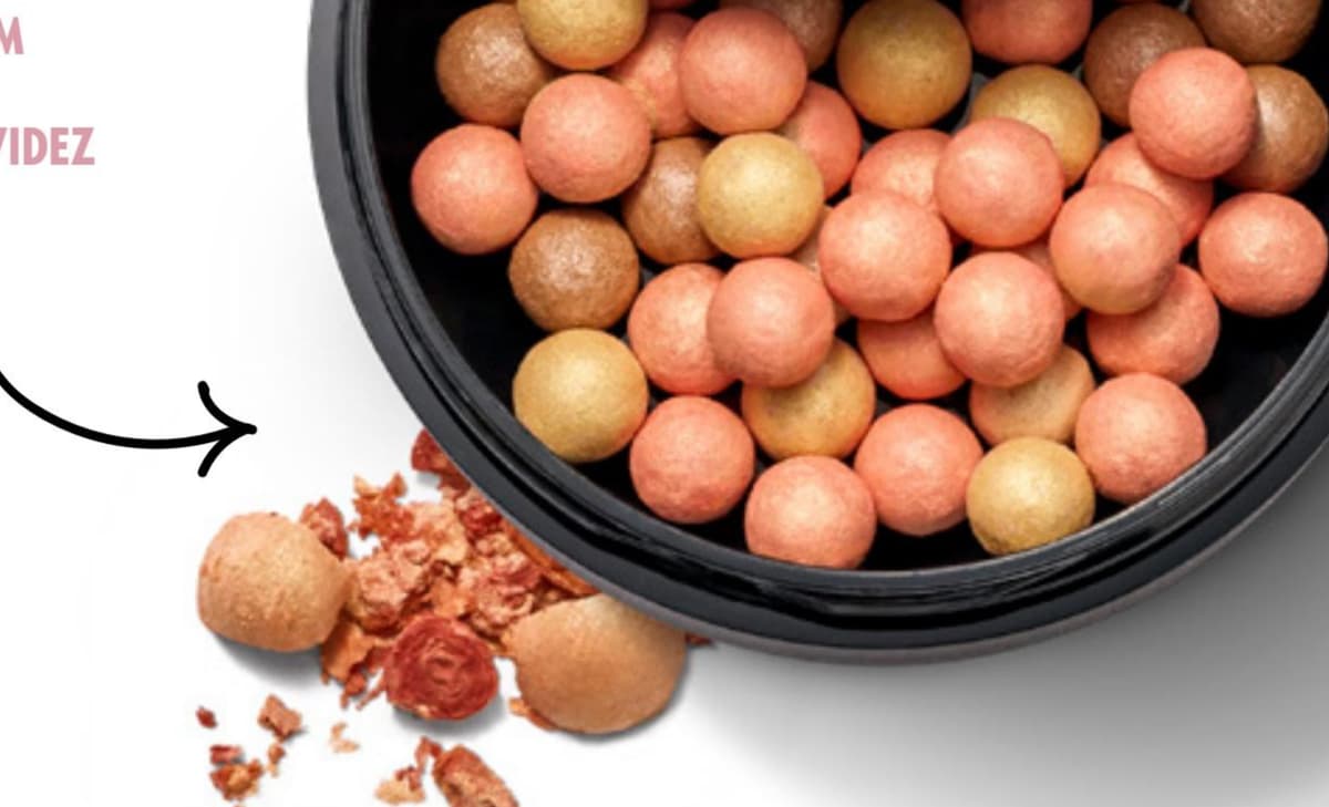 Giordani Gold rdečilo v perlicah s serumom 22 g Akcija v trgovini Oriflame